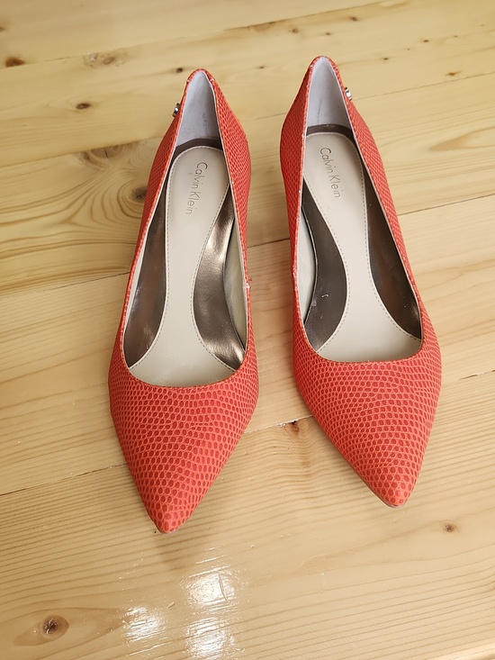 Calvin Klein Shoes - Calvin Klein Nicki Orange Kitten Heels 7